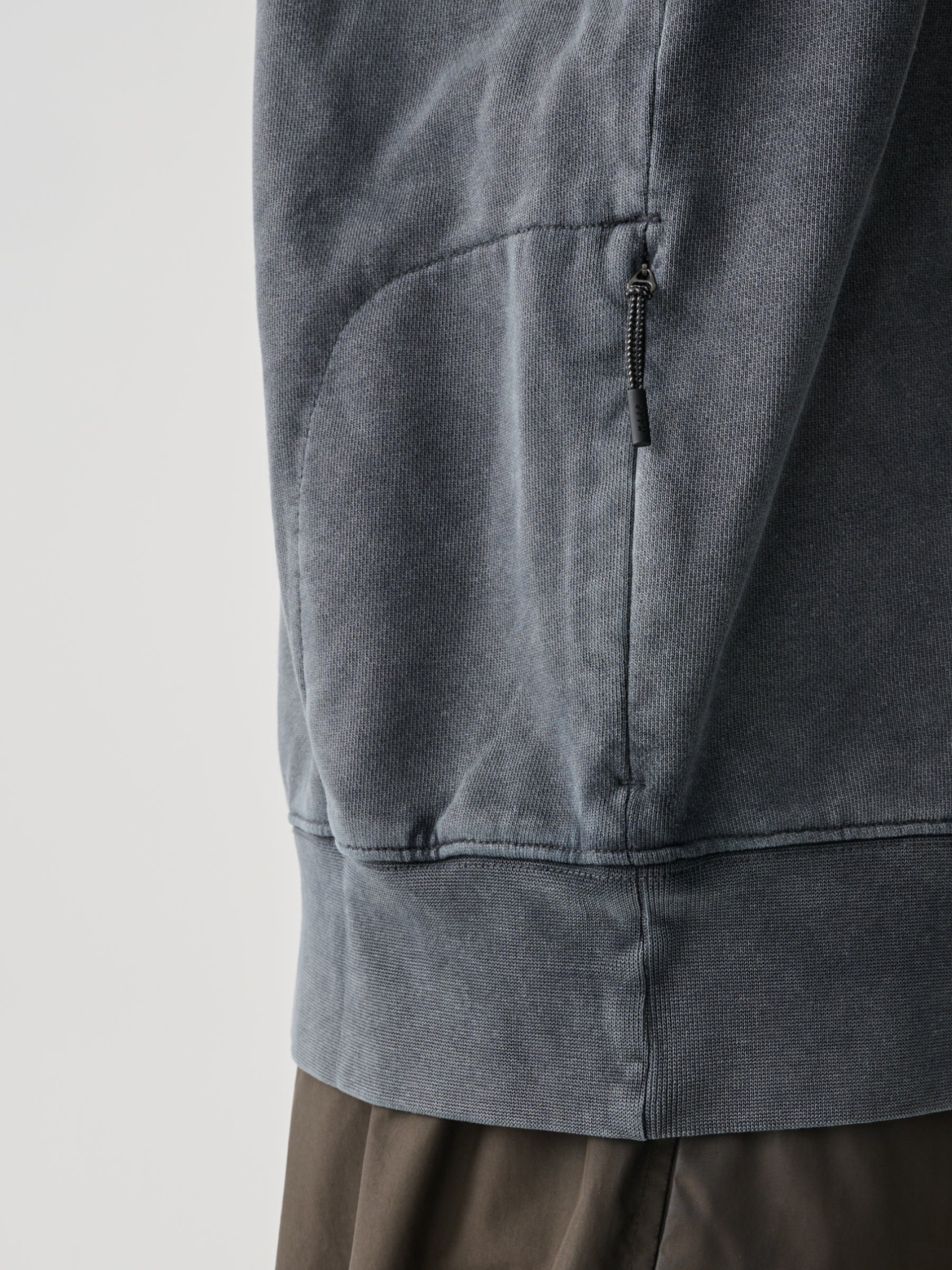 Essentials Text Crew