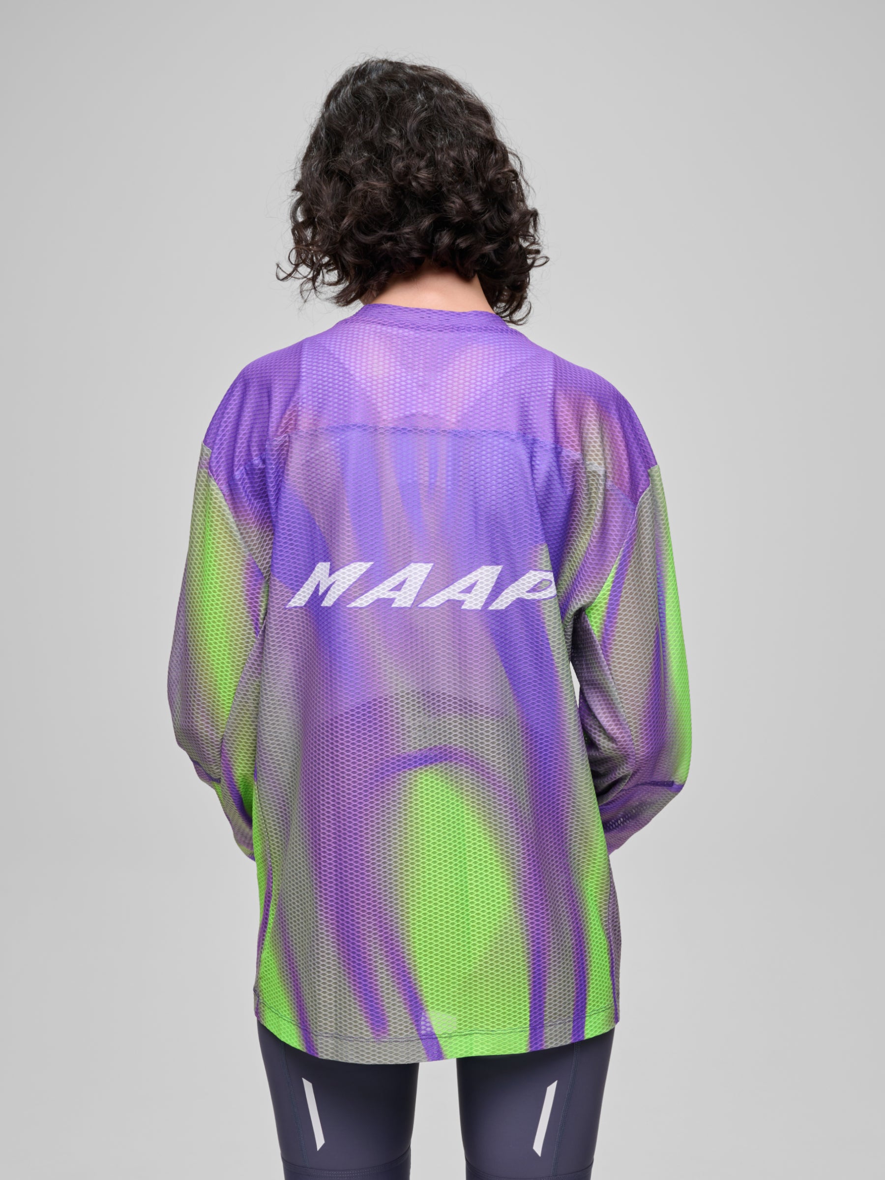 WorldTour 26 Air Mesh LS Tee